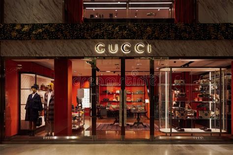 via gucci bologna|Ricerca Negozio .